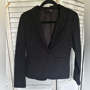 TIMING Black Lightweight Blazer Jacket One button closure Women’s Small Petites